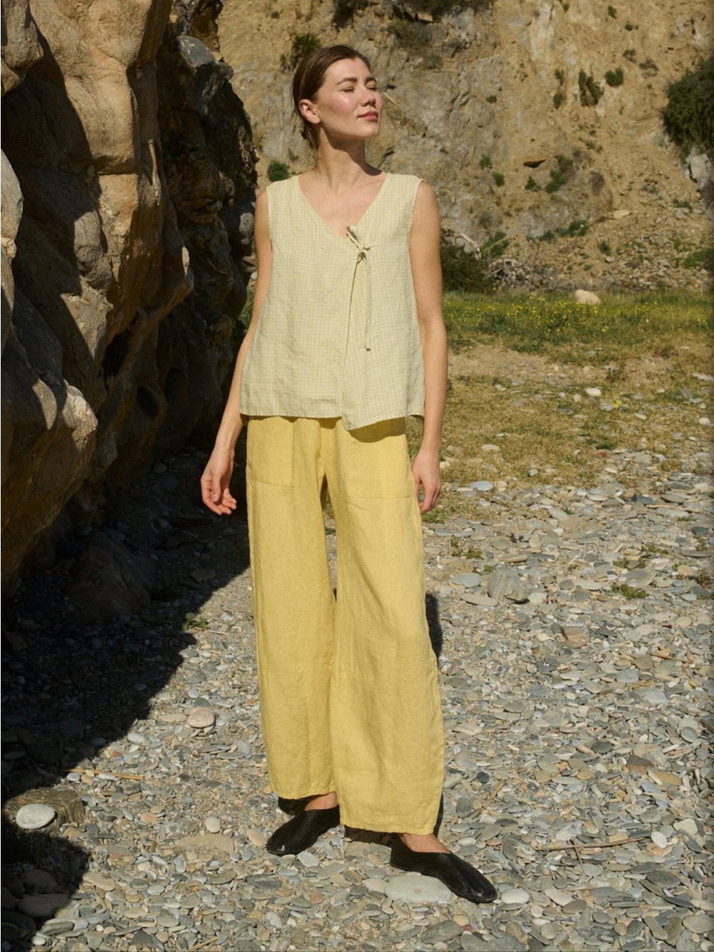 Linenfox Claire Barrel Pants- Pale Yellow Wide-Leg Linen Pants in Butter Yellow